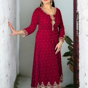 Regal Elegance: Red Velvet Two-Piece Suit Set